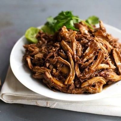 Honey Glazed Crockpot Chicken Adobo - simple pantry ingredients, hardly any hands-on time, 200 calories. | https://smart-slim.today