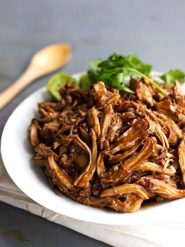 Honey Glazed Crockpot Chicken Adobo - simple pantry ingredients, hardly any hands-on time, 200 calories. | https://smart-slim.today